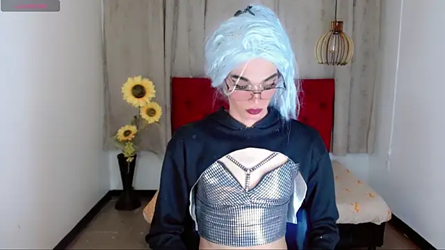 camila vasquez  online show from 12.18.25