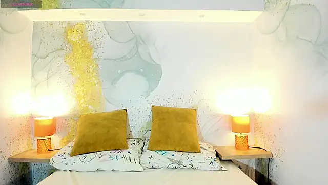 Snapshot of Victoria01_ chatting on 01.10.26 Victoria01 online show from 01.10.26