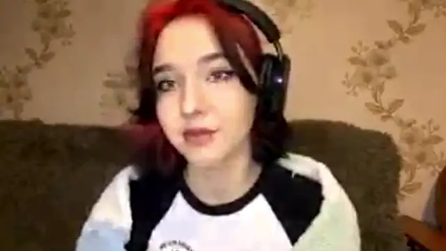 Snapshot of EmilyVeiro chatting on 01.15.26 EmilyVeiro online show from 01.15.26