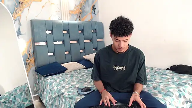 DIAMOND BLACKS online show from 04.07.26