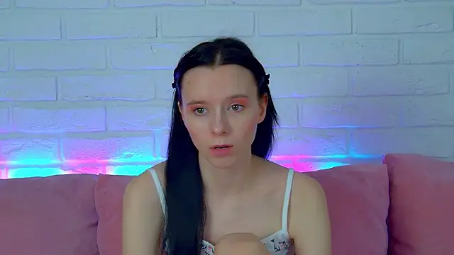 ArinaKubrick online show from 03.17.26