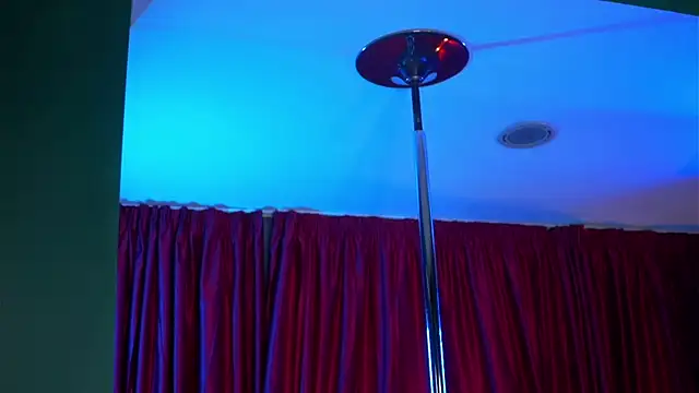 AstridVex online show from 01.11.26