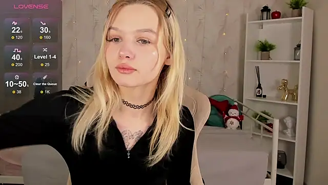 KianaVision online show from 12.18.25