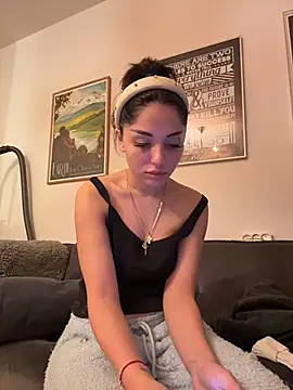 Snapshot of SilkyMira chatting on 02.07.26 SilkyMira online show from 02.07.26