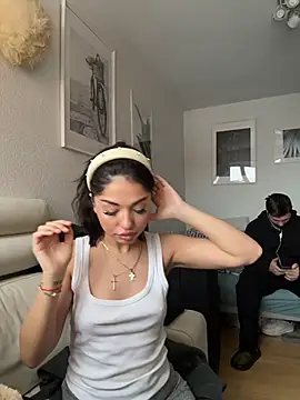 Snapshot of SilkyMira chatting on 02.12.26 SilkyMira online show from 02.12.26