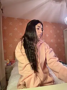 Snapshot of SilkyMira chatting on 03.01.26 SilkyMira online show from 03.01.26