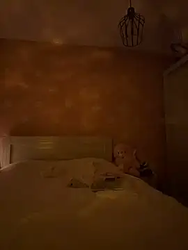 SilkyMira online show from 03.12.26