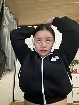 leo-kitty online show from 03.03.26