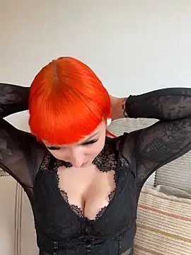 Snapshot of ScarletVixenLive chatting on 03.18.26 ScarletVixenLive online show from 03.18.26