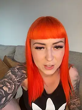 Snapshot of ScarletVixenLive chatting on 05.17.26 ScarletVixenLive online show from 05.17.26