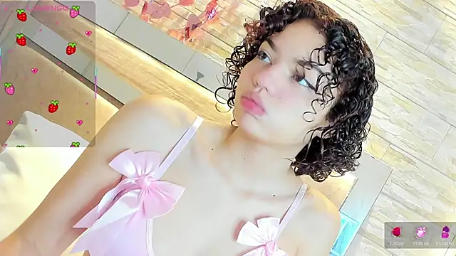 Snapshot of chloe_cortez chatting on 02.19.26 chloe cortez online show from 02.19.26