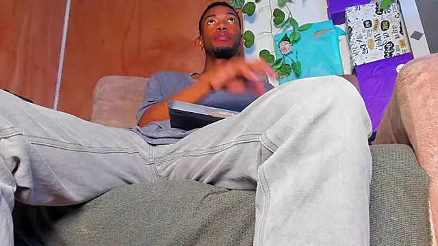 Snapshot of Higger_dick chatting on 01.08.26 Higger dick online show from 01.08.26