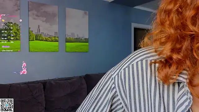 Snapshot of LolaLushhz chatting on 01.09.26 LolaLushhz online show from 01.09.26