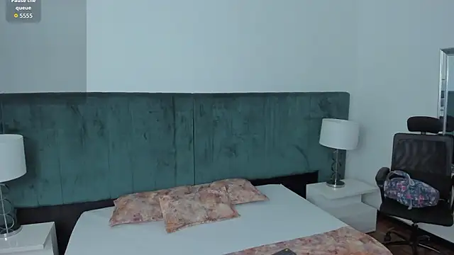 Scarlett  Noir online show from 03.29.26