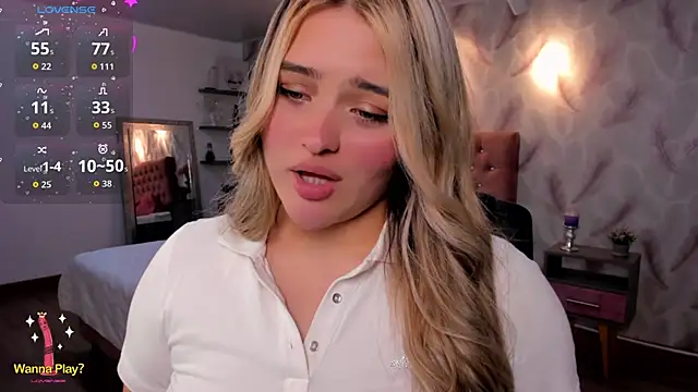 Snapshot of Luna_volk_ chatting on 01.14.26 Luna volk online show from 01.14.26