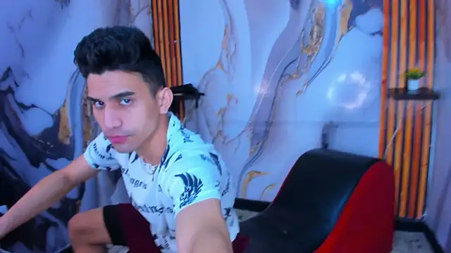 Snapshot of Hot_Boys_69 chatting on 01.14.26 Hot Boys 69 online show from 01.14.26