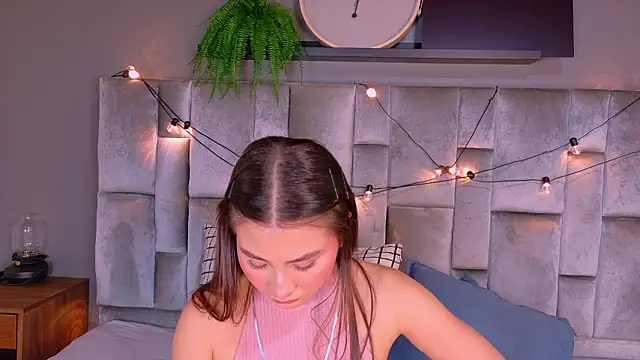 Miia Anderson online show from 03.19.26