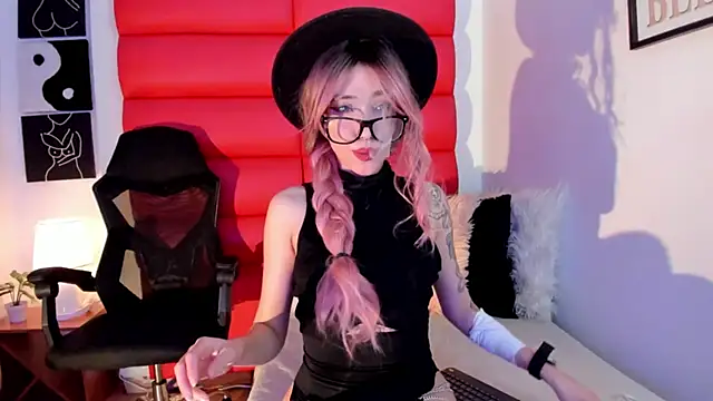 Oliviamonroex18 online show from 01.10.26