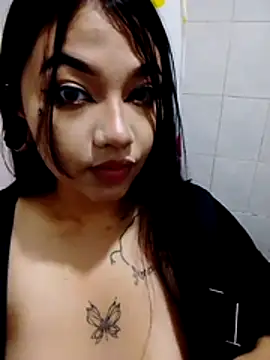 Snapshot of Adara_ayantii chatting on 05.27.26 Adara ayantii online show from 05.27.26