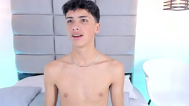 Snapshot of JoshClaarktt chatting on 01.09.26 JoshClaarktt online show from 01.09.26