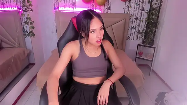 Snapshot of valeria_dark_ chatting on 04.28.26 valeria dark online show from 04.28.26