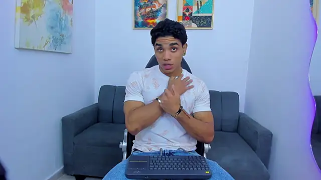 Snapshot of Dustyn_Michelle1 chatting on 02.07.26 Dustyn Michelle1 online show from 02.07.26