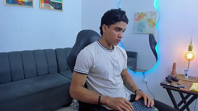 Snapshot of Dustyn_Michelle1 chatting on 02.09.26 Dustyn Michelle1 online show from 02.09.26