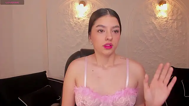 ValeriaRossi  online show from 02.20.26