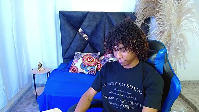 angelll18  online show from 03.24.26