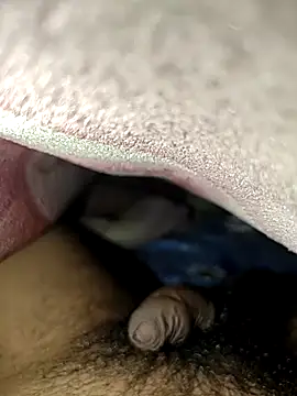 Snapshot of susuadult chatting on 12.20.25 susuadult online show from 12.20.25