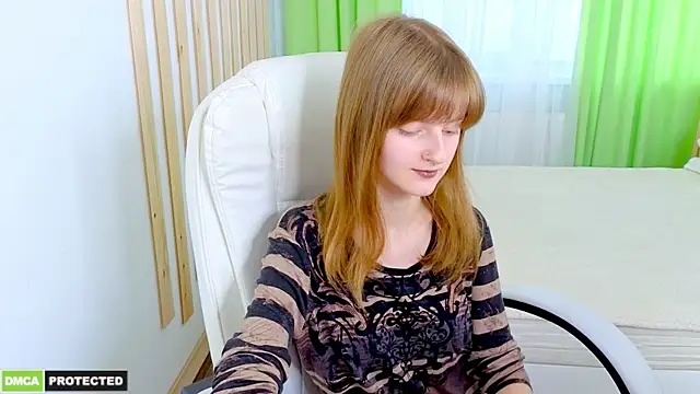 Snapshot of Miss_Alisa_ chatting on 05.17.26 Miss Alisa online show from 05.17.26