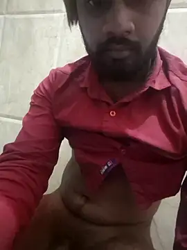 Snapshot of suhxil79 chatting on 12.13.25 suhxil79 online show from 12.13.25