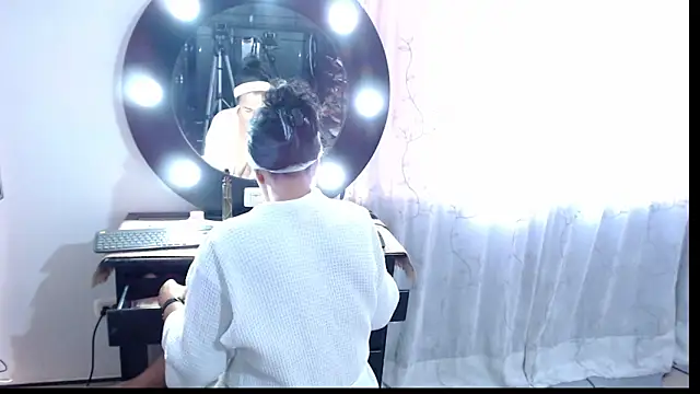 Naomy Mature online show from 03.19.26