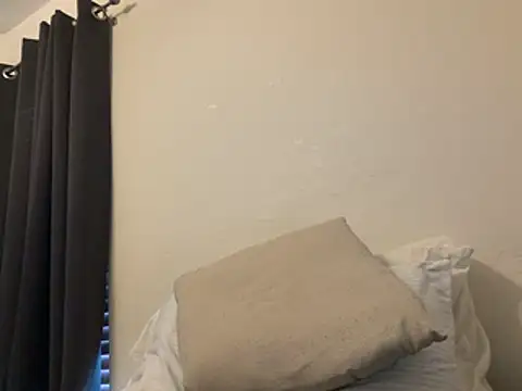 In tandem online show from 03.15.26