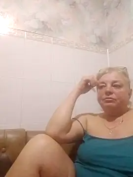 Snapshot of LinaLight88 chatting on 02.25.26 LinaLight88 online show from 02.25.26