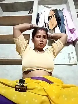 Shreya pandit online show from 04.16.26