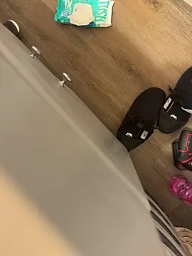 Snapshot of ebnysissycd chatting on 12.23.25 ebnysissycd online show from 12.23.25