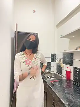 Pooja Love143 online show from 04.07.26