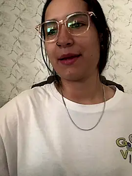 Val12777 online show from 12.16.25