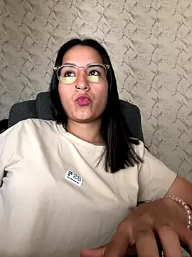 Val12777 online show from 12.22.25