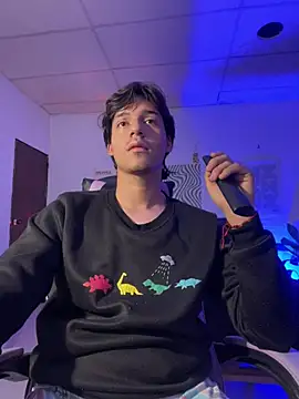 Snapshot of CrisotpherMoretti chatting on 01.13.26 CrisotpherMoretti online show from 01.13.26