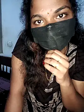 Snapshot of tamilsaisree chatting on 02.13.26 tamilsaisree online show from 02.13.26