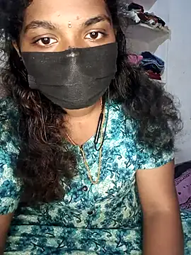 Snapshot of tamilsaisree chatting on 02.17.26 tamilsaisree online show from 02.17.26