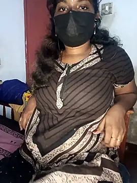 Snapshot of tamilsaisree chatting on 02.26.26 tamilsaisree online show from 02.26.26