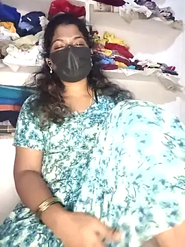 Snapshot of tamilsaisree chatting on 03.03.26 tamilsaisree online show from 03.03.26