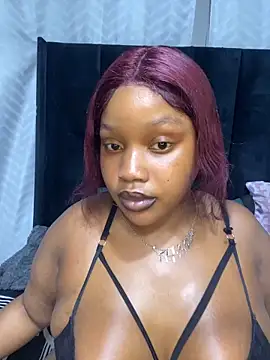 Snapshot of THICKBARBIE32 chatting on 06.16.26 THICKBARBIE32 online show from 06.16.26