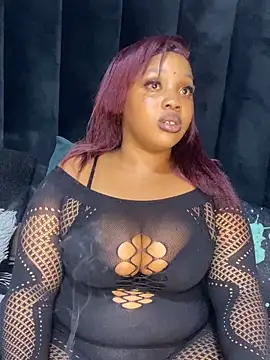 Snapshot of THICKBARBIE32 chatting on 06.26.26 THICKBARBIE32 online show from 06.26.26
