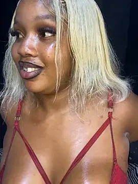 Snapshot of THICKBARBIE32 chatting on 06.27.26 THICKBARBIE32 online show from 06.27.26