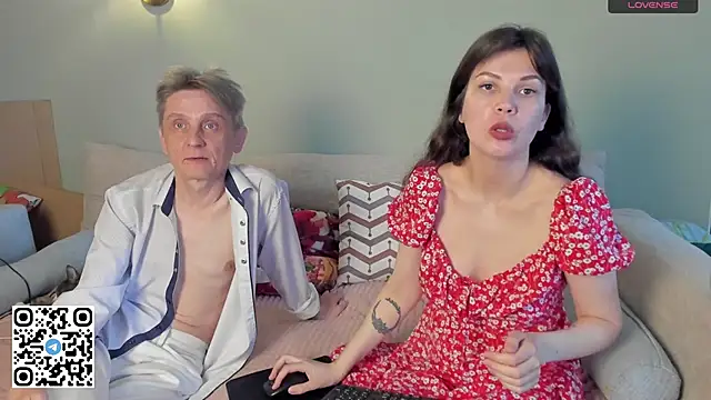 WeliosCouple online show from 04.17.26