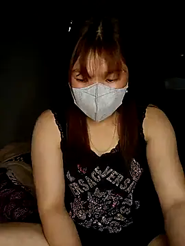 Snapshot of May-Ne chatting on 02.25.26 May-Ne online show from 02.25.26